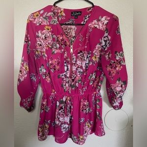 Pink floral blouse size Small